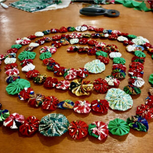 Fabric Yo-yo Christmas Tree Garland – 120 in.